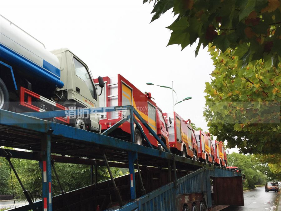微型消防車裝車圖片 微型消防車裝車圖片